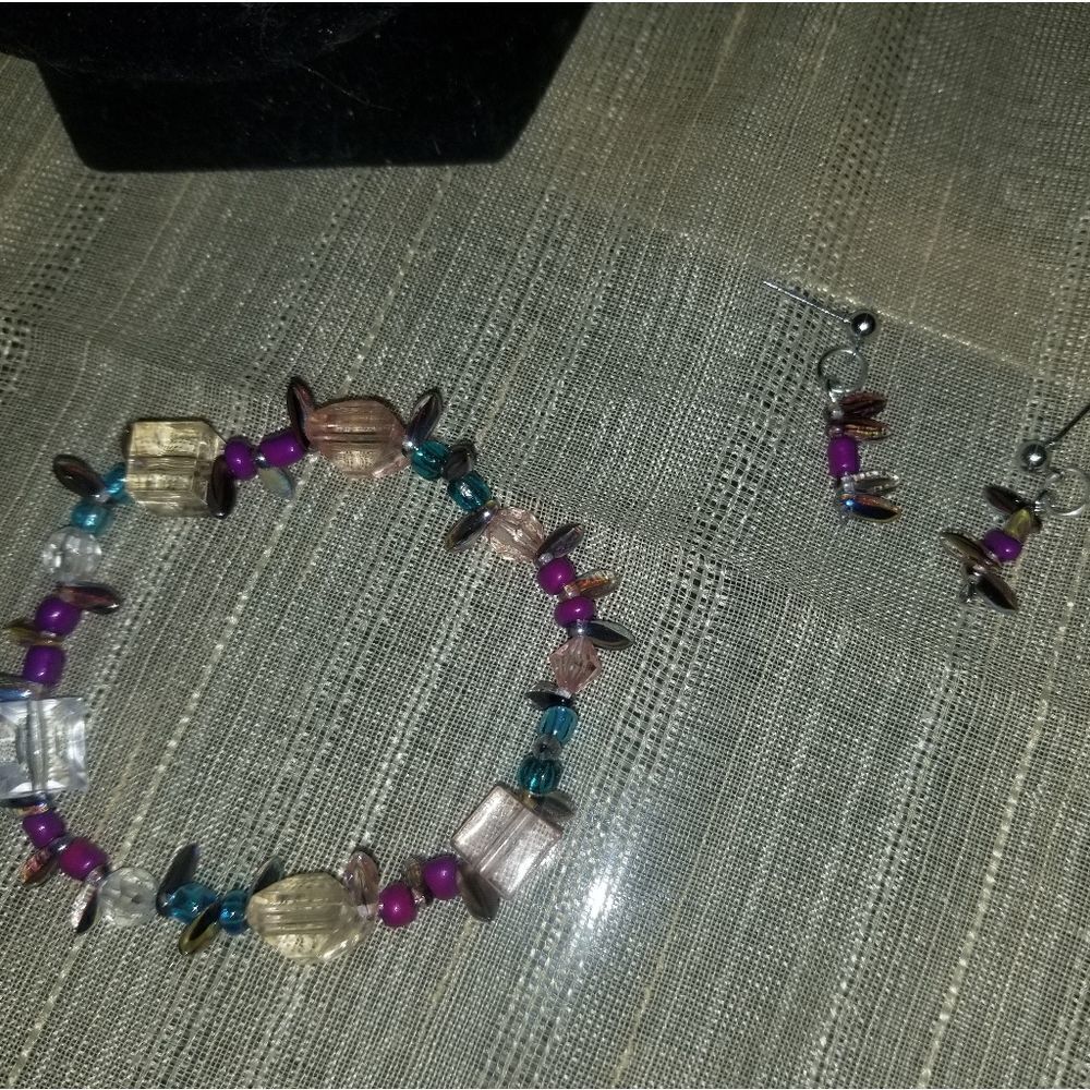 Jewelry bundle - Picture 5 of 10